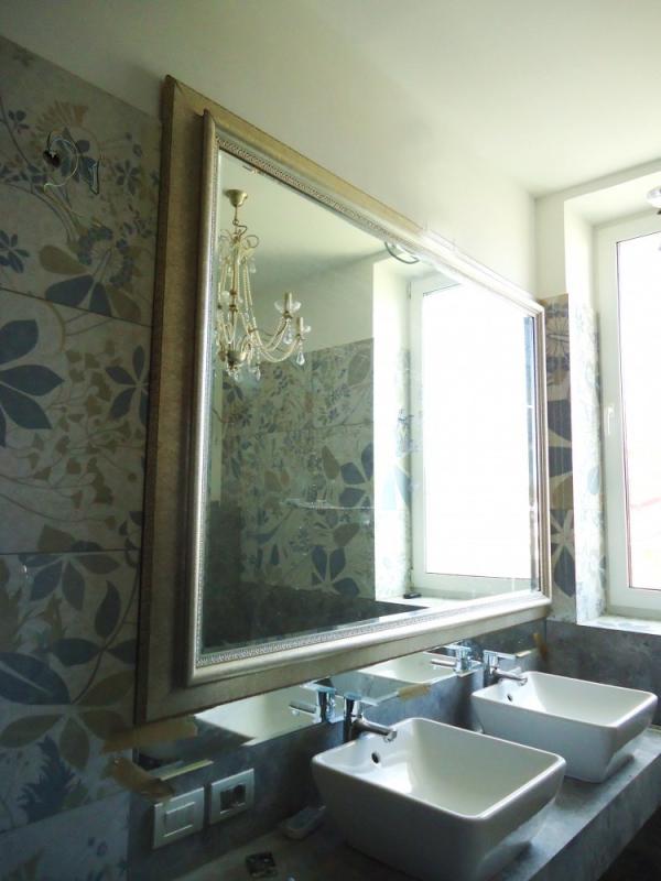 Зеркало в объёмной раме